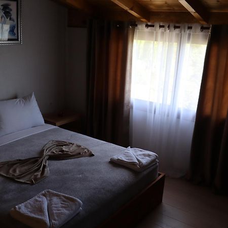 Hotel Bujtina Anlu Nepravishte Esterno foto