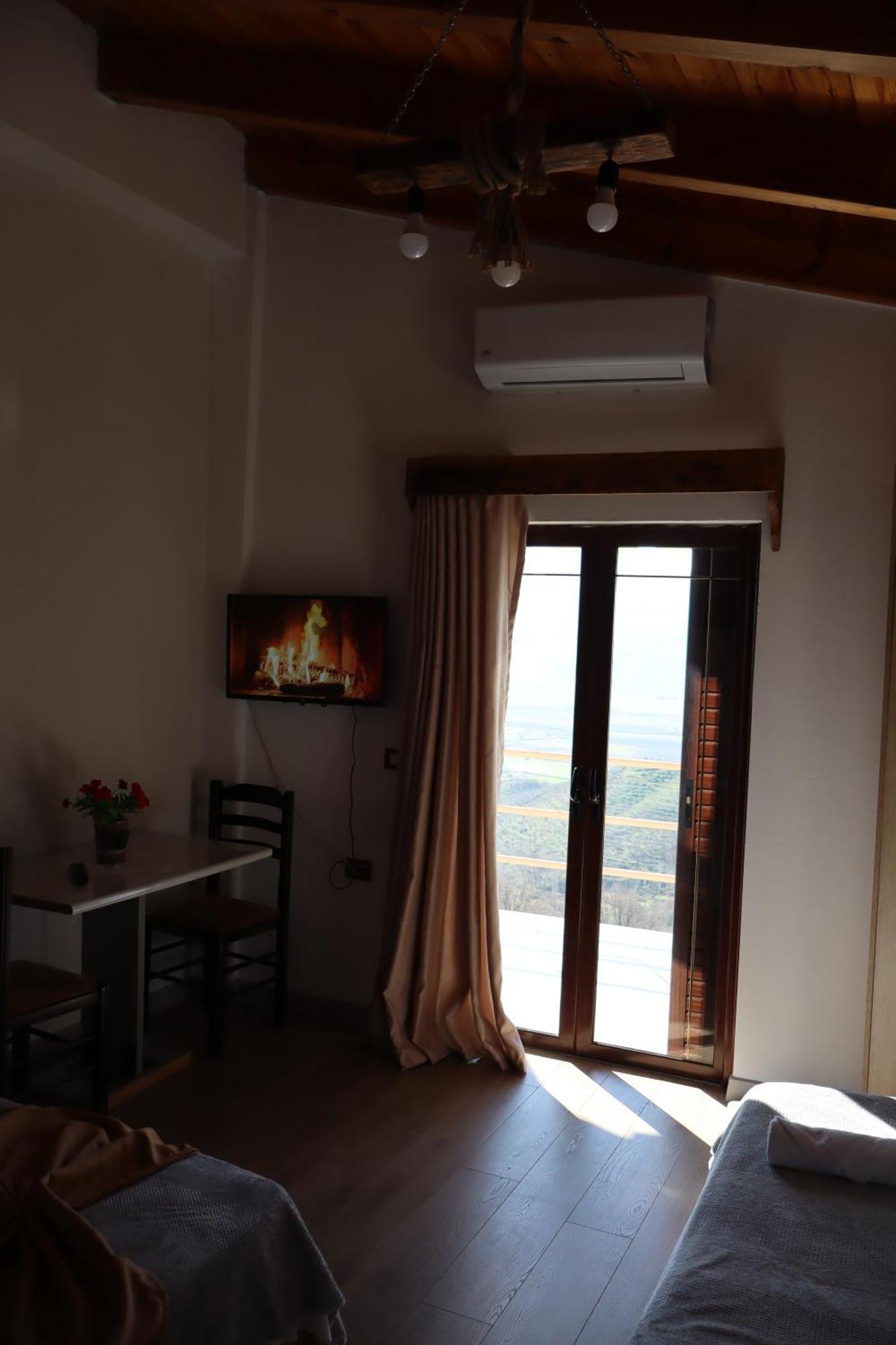 Hotel Bujtina Anlu Nepravishte Esterno foto
